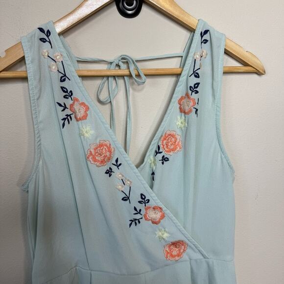 Altar'd State Boho Embroidered Floral Baby Blue Green Romper Size S - Picture 3 of 8